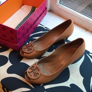 Tory Burch brown wedges - size 7.5